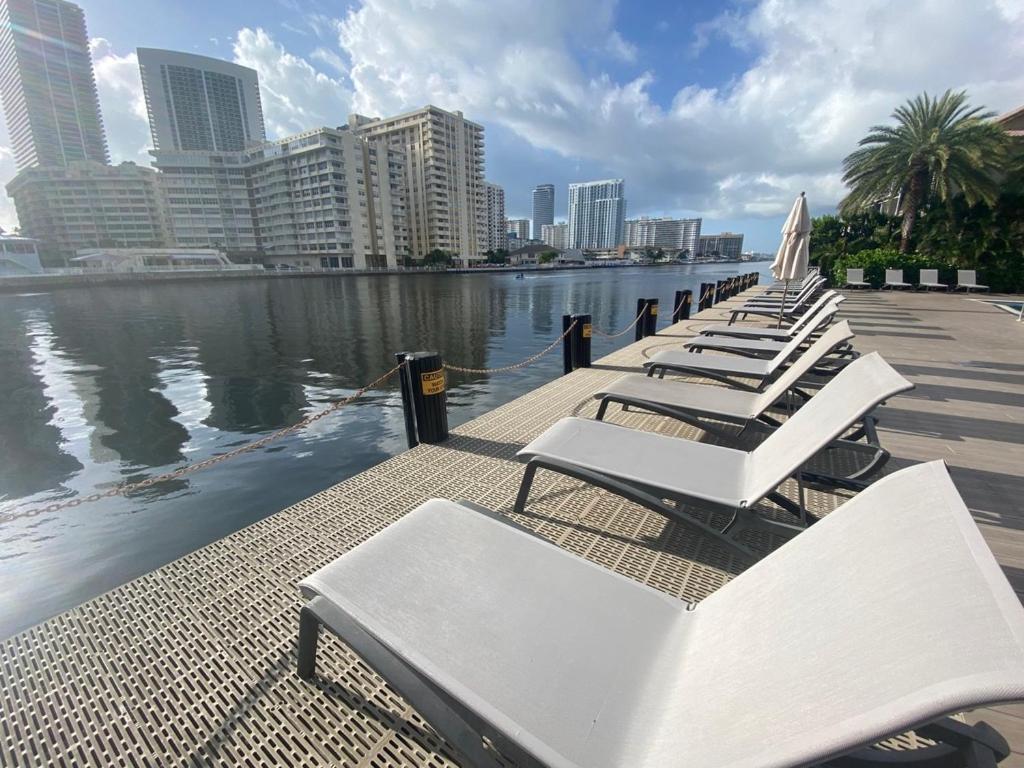 Studio In Hallandale 2 Beds Hallandale Beach Kültér fotó